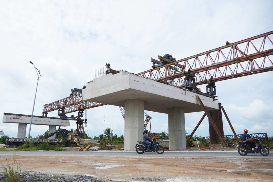 Công trường cao tốc Châu Đốc - Cần Thơ - Sóc Trăng. cao-toc-truc-ngang.jpg