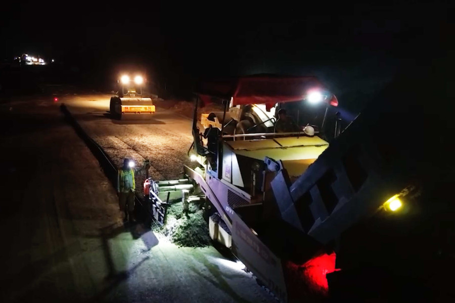 Thi công xuyên ngày đêm trên công trường cao tốc Cần Thơ - Cà Mau dịp Quốc khánh 2/9. cao-toc-ct-cm-1.jpg