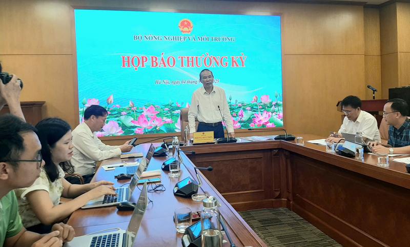 Bộ Nông nghiệp và Môi trường họp báo thường kỳ tháng 9/2025. Ảnh: Nguyễn Hạnh