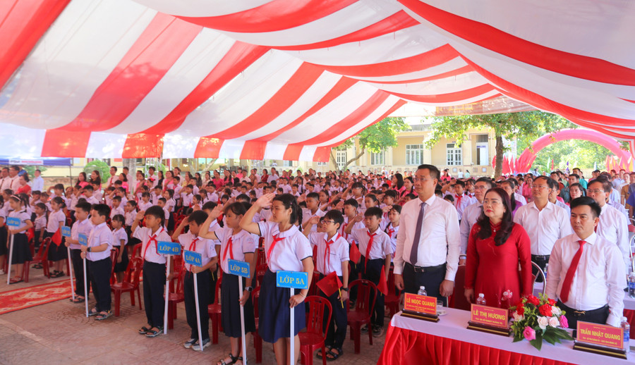 bi-thu-quang-tri-1.jpg