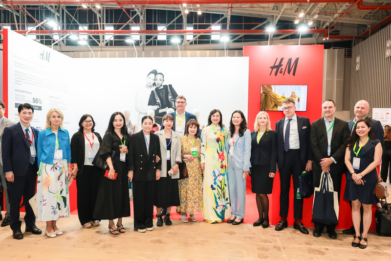 Đoàn doanh nghiệp Bắc Âu tại VIS 2025. Ảnh: Thương vụ Việt Nam tại Thuỵ Điển