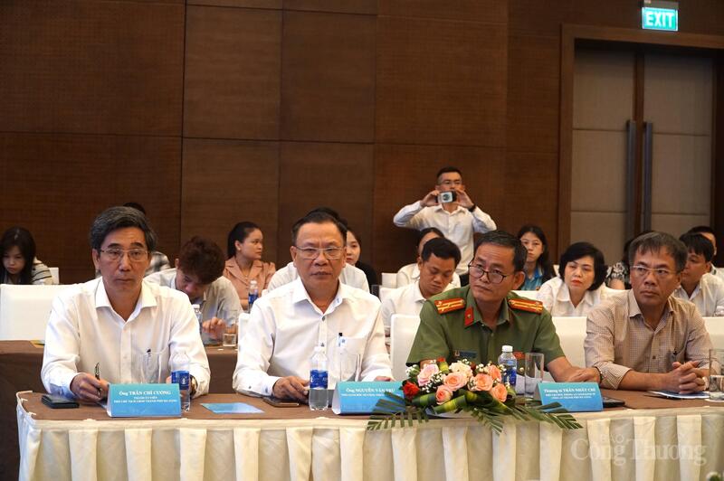 Các đại biểu tham dự Hội thảo