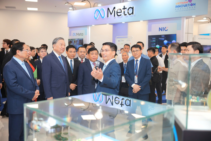 Tổng Bí thư Tô Lâm, Thủ tướng Phạm Minh Chính tham dự sự kiện Ngày hội Đổi mới sáng tạo quốc gia.