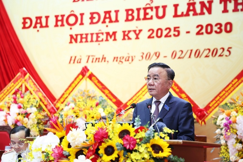 Ủy viên Bộ Chính trị, Thường trực Ban Bí thư Trần Cẩm Tú phát biểu chỉ đạo tại Đại hội. Ảnh: Thành Sen.