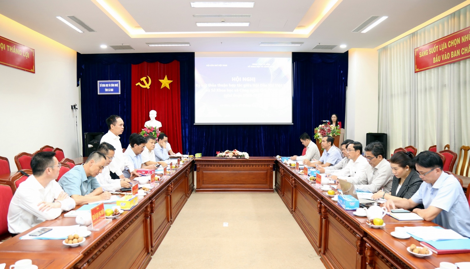 Hội Dầu khí Việt Nam và Sở KHCN tỉnh Cà Mau ký kết thỏa thuận hợp tác giai đoạn 2025-2030 Hội Dầu khí Việt Nam và Sở KHCN tỉnh Cà Mau ký kết thỏa thuận hợp tác giai đoạn 2025-2030