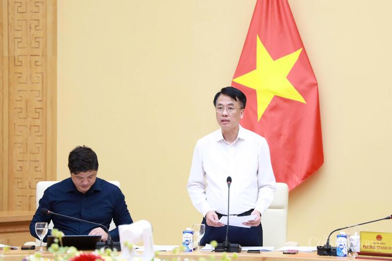 Ông Nguyễn Việt Tấn, Phó Cục trưởng Cục Đổi mới sáng tạo, Chuyển đổi xanh và Khuyến công phát biểu tại Hội thảo. Ảnh: Thanh Vân