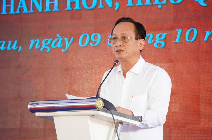 Ông Phạm Văn Thiều, Phó Bí thư Tỉnh ủy, Chủ tịch HĐND tỉnh Cà Mau phát biểu tại buổi lễ. gen-h-cds-4.jpg