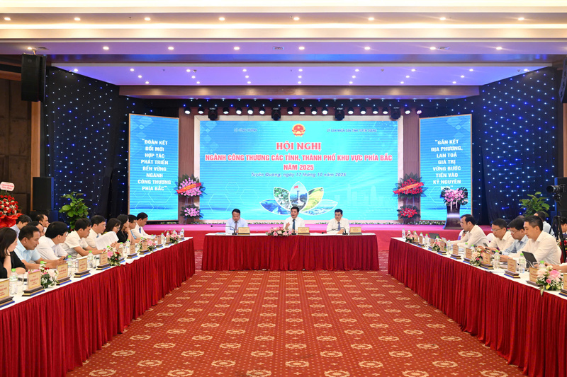 Quang cảnh Hội nghị ngành Công Thương các tỉnh, thành phố khu vực phía Bắc năm 2025. Ảnh: Cấn Dũng