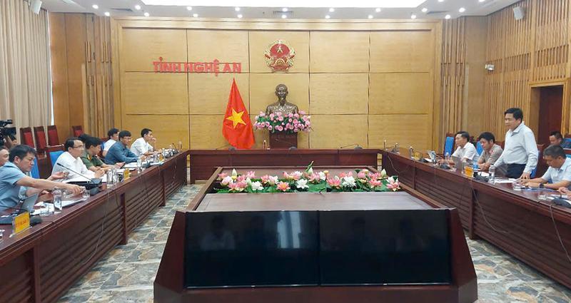Toàn cảnh buổi làm việc giữa EVNNPT và UBND tỉnh Nghệ An