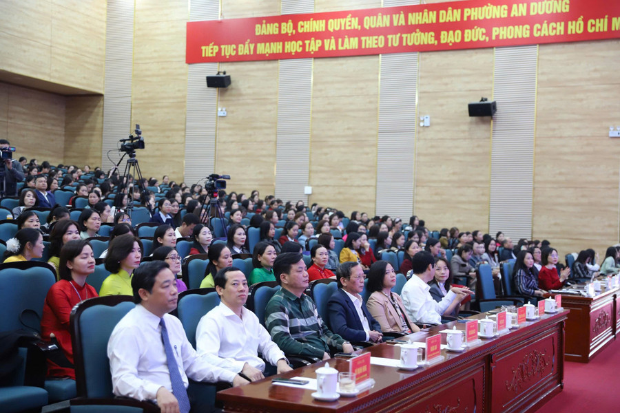 24-10-chuyen-de1.jpg
