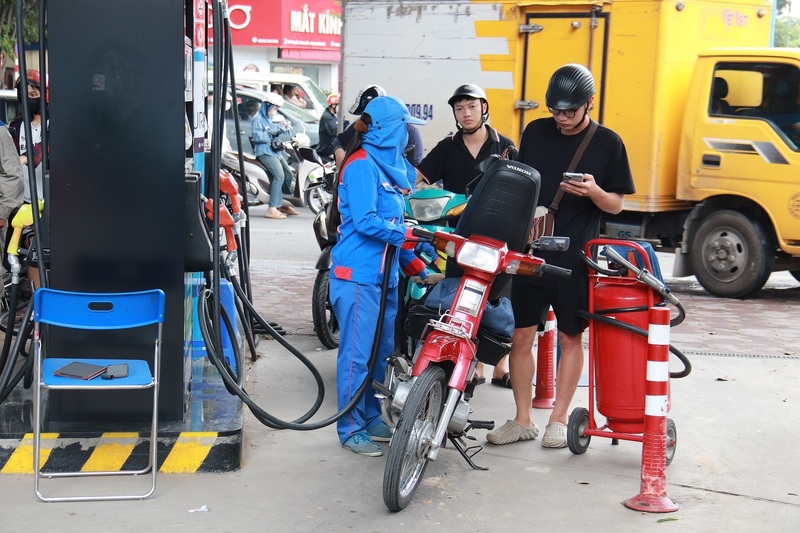 Giá xăng dầu trong nước hôm nay ngày 27/10/2025. Ảnh: Đ.T