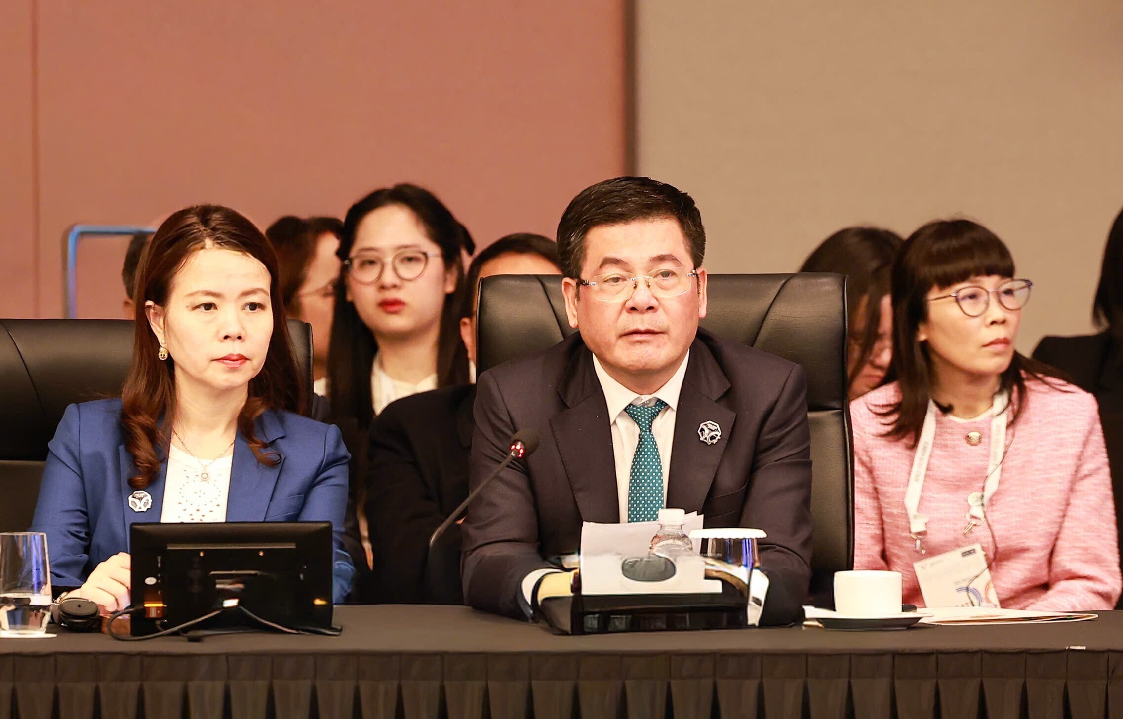 Bộ trưởng Bộ Công Thương Nguyễn Hồng Diên đã chia sẻ với các thành viên APEC một số nội dung trọng tâm trong hợp tác khu vực nhằm bảo đảm thương mại và đầu tư tự do, mở, bền vững và bao trùm trong khu vực châu Á - Thái Bình Dương. Ảnh: Nguyên Minh