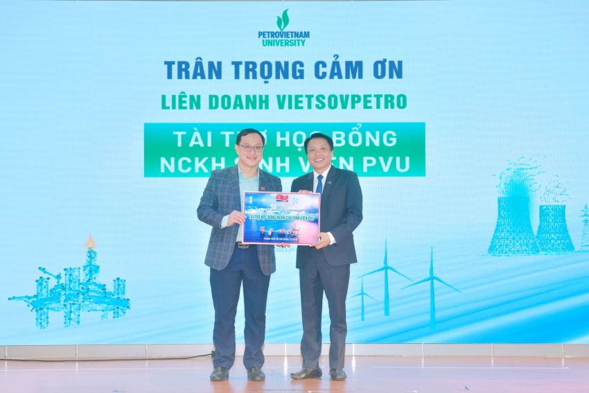 Hợp tác chiến lược Doanh nghiệp – PVU: Nền tảng vững chắc cho nguồn nhân lực Dầu khí chất lượng cao Hợp tác chiến lược doanh nghiệp - PVU: Nền tảng vững chắc cho nguồn nhân lực chất lượng cao ngành dầu khí, năng lượng