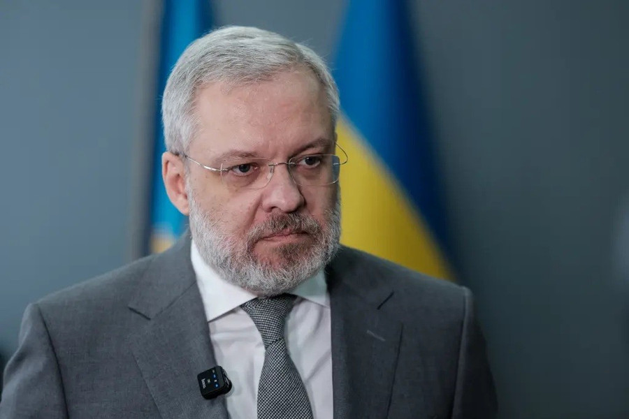 Bộ trưởng Tư pháp Ukraine German Galushchenko bị đình chỉ chức vụ sau khi một trong những cố vấn của ông bị buộc tội trong một cuộc điều tra tham nhũng quy mô lớn.