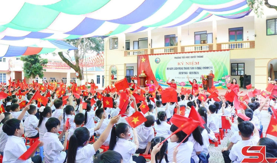 Sơn La duy trì tỷ lệ học sinh trong độ tuổi đến trường ở mức rất cao. Ảnh: BSL