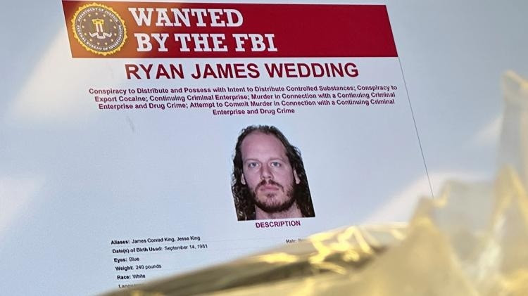 Ryan James Wedding. fbi-treo-thuong-15-trieu-usd-bat-cuu-van-dong-vien-olympic.jpg