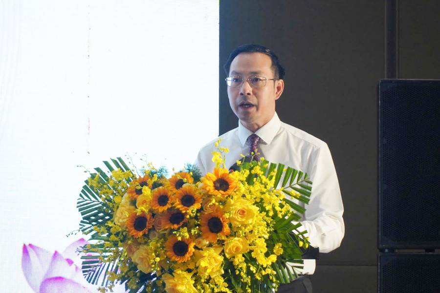 Ông Nguyễn Thanh Nhàn, Chủ tịch HĐND tỉnh An Giang phát biểu khai mạc Hội nghị. hoi-nghi-hdnd-1.jpg