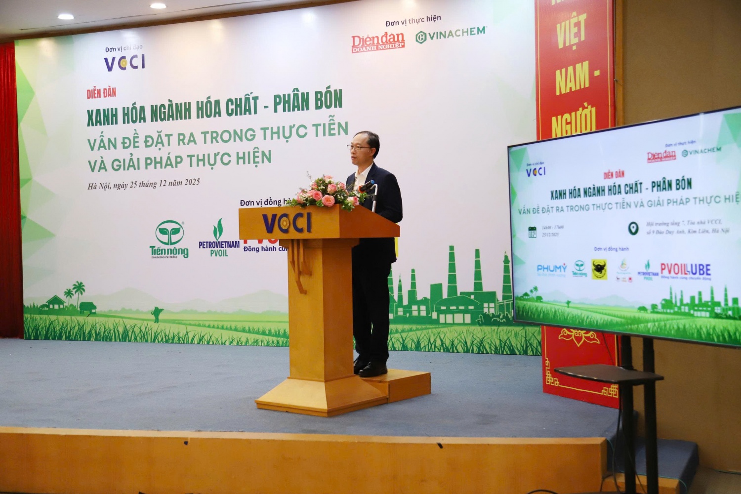 Chuyển đổi xanh ngành phân bón: Từ áp lực môi trường đến động lực phát triển Chuyển đổi xanh ngành phân bón: Từ áp lực môi trường đến động lực phát triển