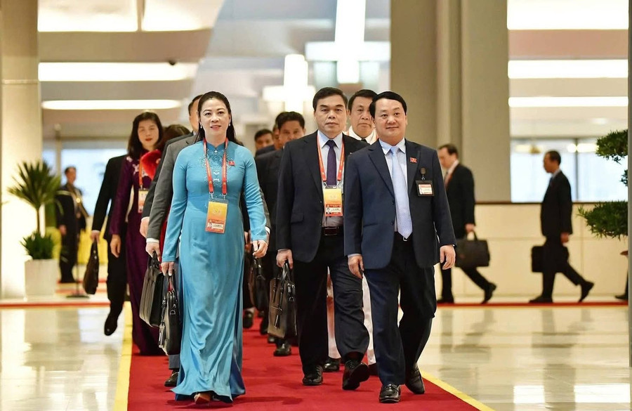 Đoàn đại biểu tỉnh Tuyên Quang dự Đại hội đại biểu toàn quốc lần thứ XIV của Đảng. (Ảnh: CTTTQ)