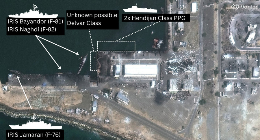 Các tàu chiến Iran bị Mỹ đánh chìm ngay trong cảng. hcwifrww0aat-xl.jpg