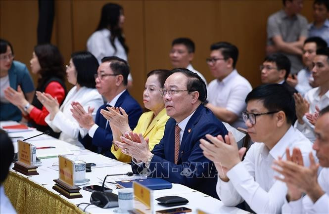 Các đại biểu dự Hội nghị Doanh nghiệp góp phần vào tăng trưởng hai con số. Ảnh: Dương Giang/TTXVN Các đại biểu dự Hội nghị Doanh nghiệp góp phần vào tăng trưởng hai con số. Ảnh: Dương Giang/TTXVN