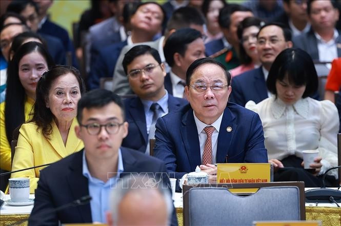 Các đại biểu dự Hội nghị Doanh nghiệp góp phần vào tăng trưởng hai con số. Ảnh: Dương Giang/TTXVN Các đại biểu dự Hội nghị Doanh nghiệp góp phần vào tăng trưởng hai con số. Ảnh: Dương Giang/TTXVN