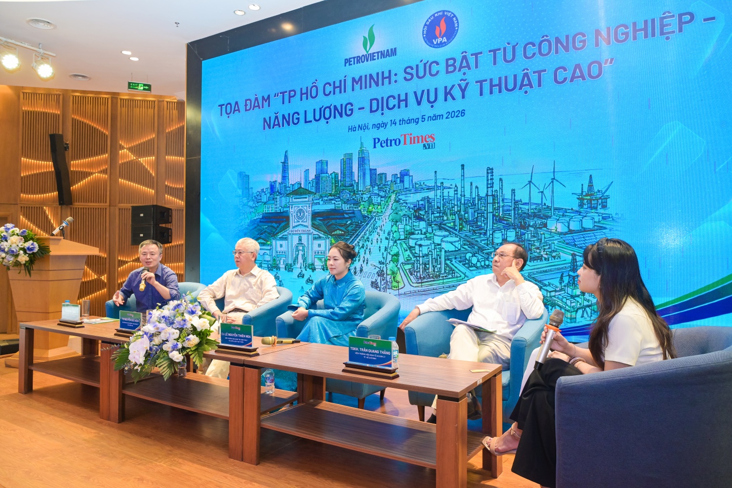 TP Hồ Chí Minh: Từ Nghị quyết 98 đến khát vọng hình thành trục Công nghiệp - Năng lượng - Dịch vụ kỹ thuật cao