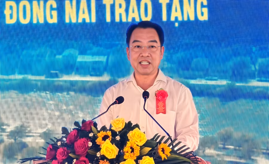Ông Lữ Quang Ngời, Chủ tịch UBND tỉnh Cà Mau phát biểu tại buổi lễ. le-khoi-cong-1-2577.jpg