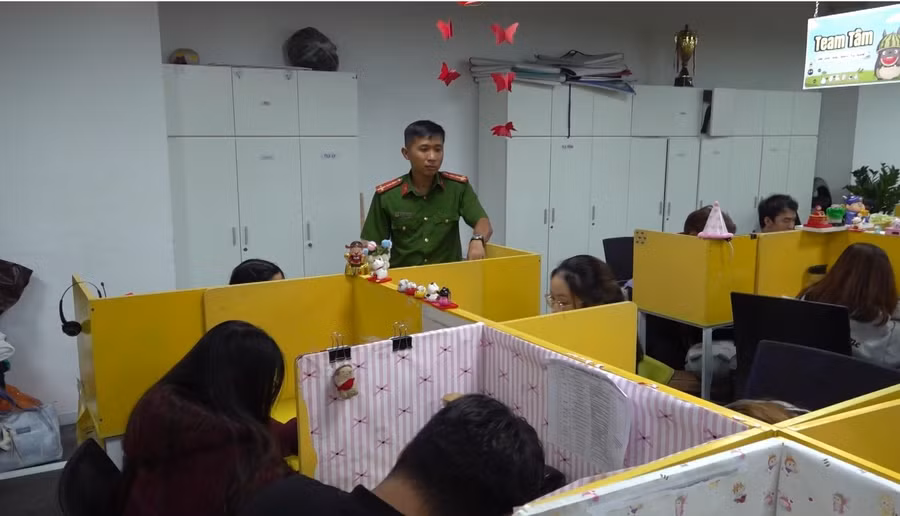 Công an TPHCM khám xét doanh nghiệp có hành vi lừa đảo qua hình thức