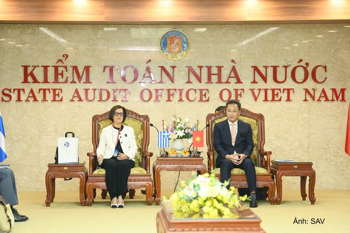 Tổng Kiểm toán nhà nước Nguyễn Hữu Nghĩa cảm ơn sự ủng hộ và phối hợp tích cực của HCA với Kiểm toán nhà nước Việt Nam thời gian qua.