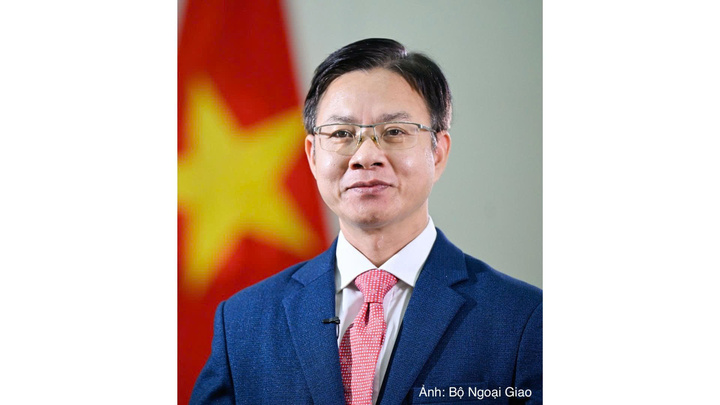 Thứ trưởng Bộ Ngoại giao Ngô Lê Văn